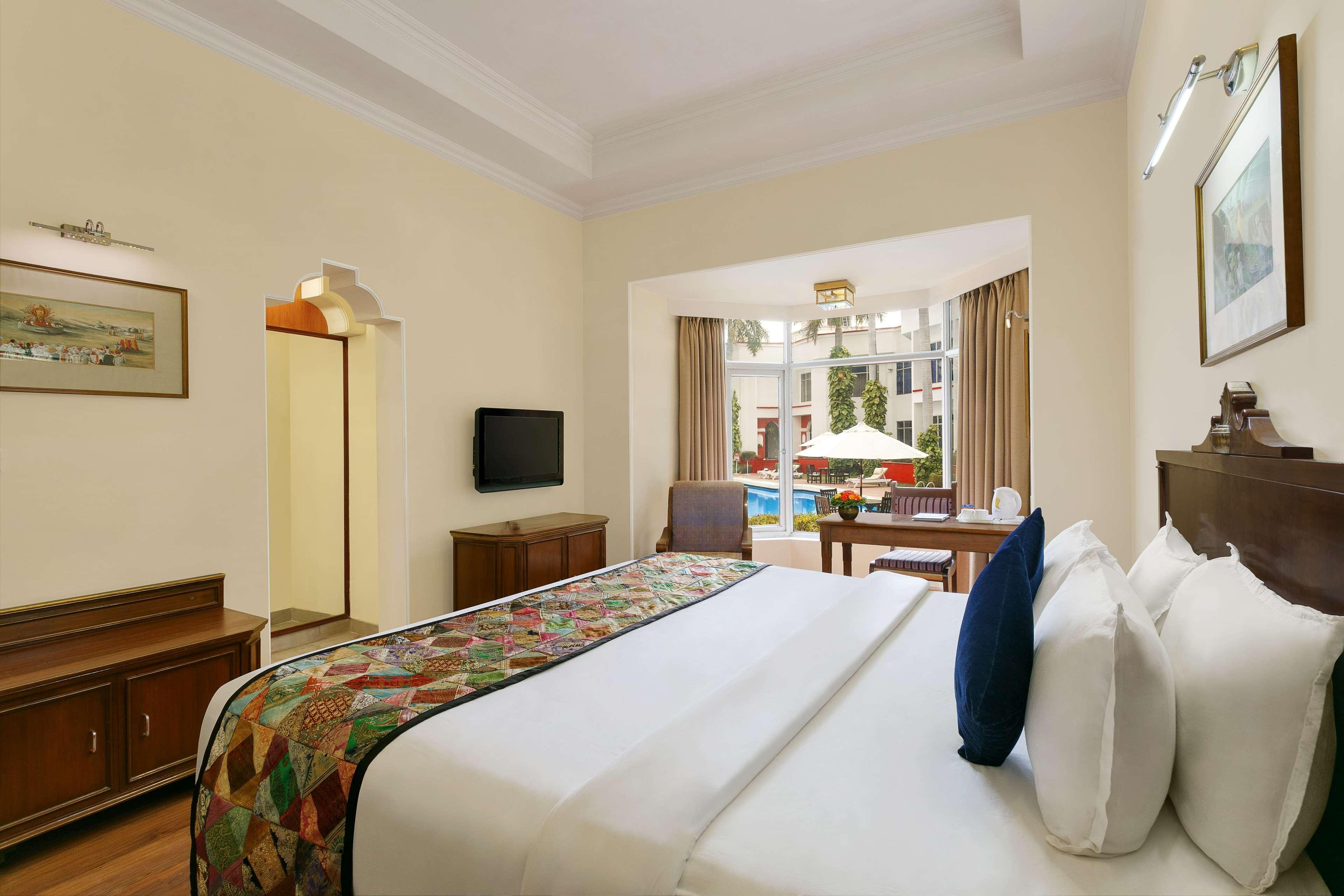 Hotel Ramada Khajurāho Exteriér fotografie