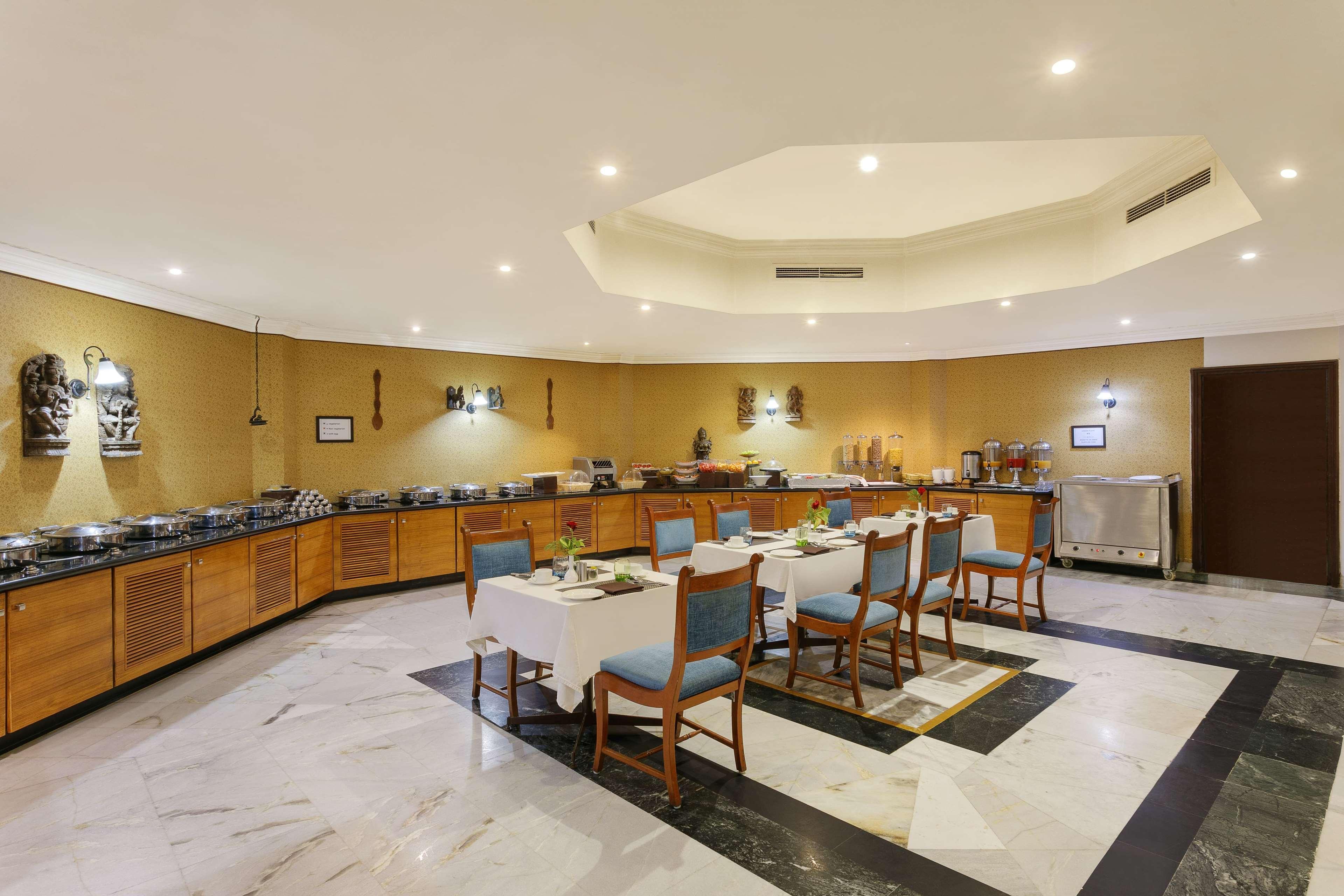 Hotel Ramada Khajurāho Exteriér fotografie