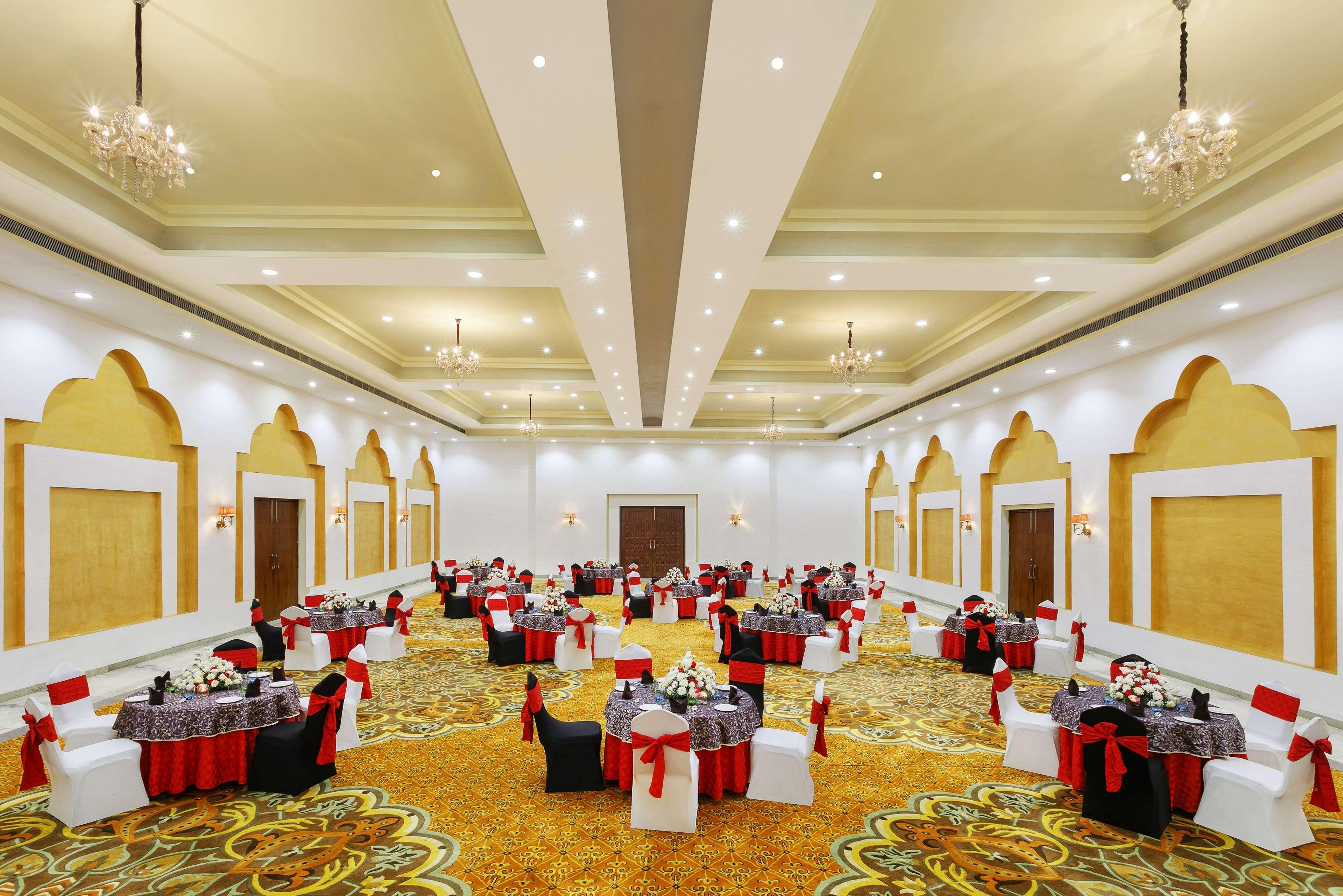 Hotel Ramada Khajurāho Exteriér fotografie